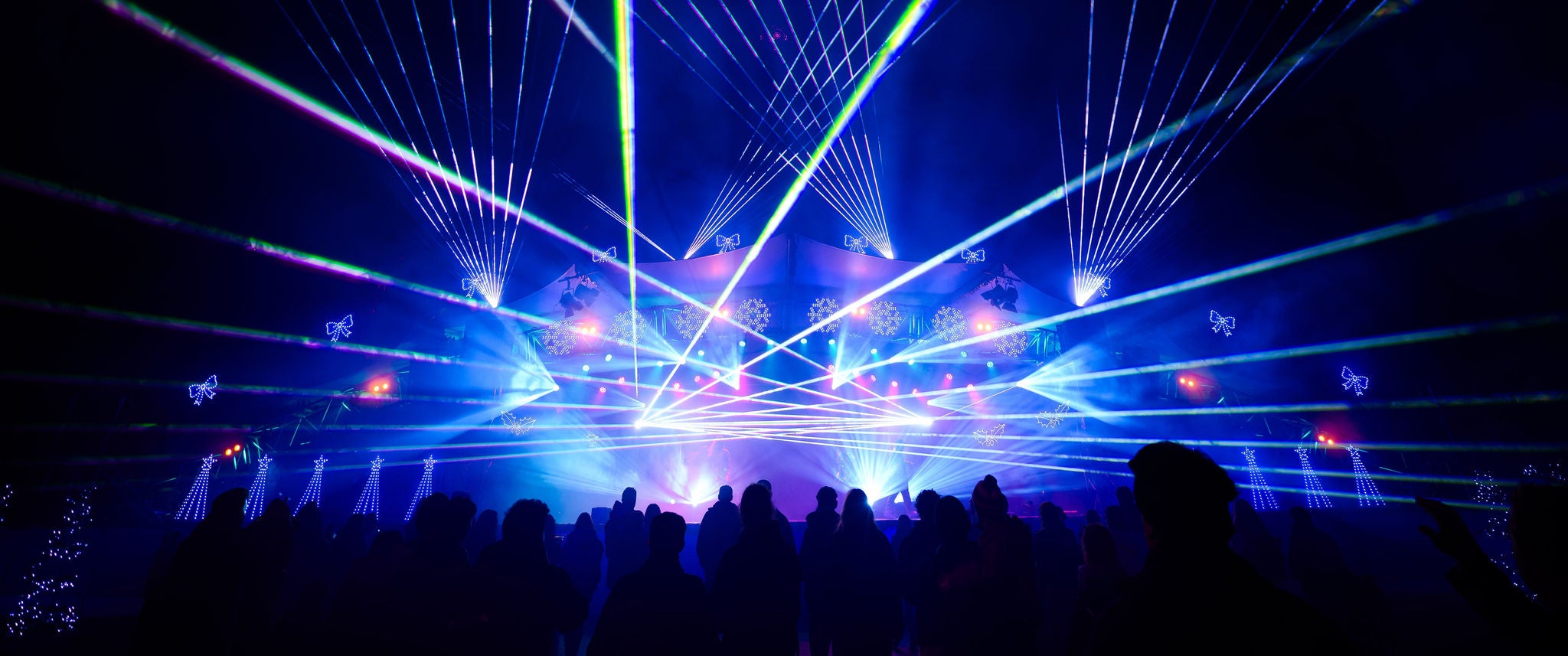 De allertofste lichtshow met dansers.