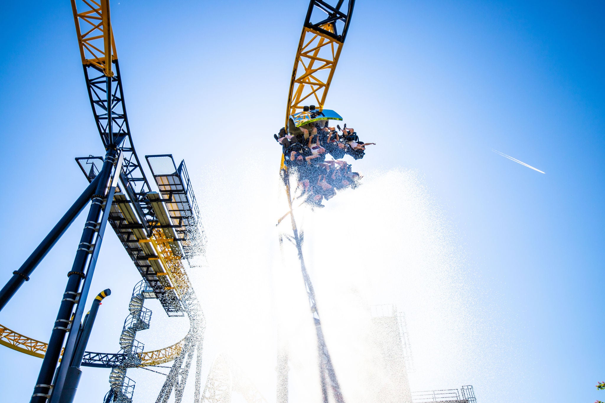 Een inversie van Lost Gravity in Walibi Holland.