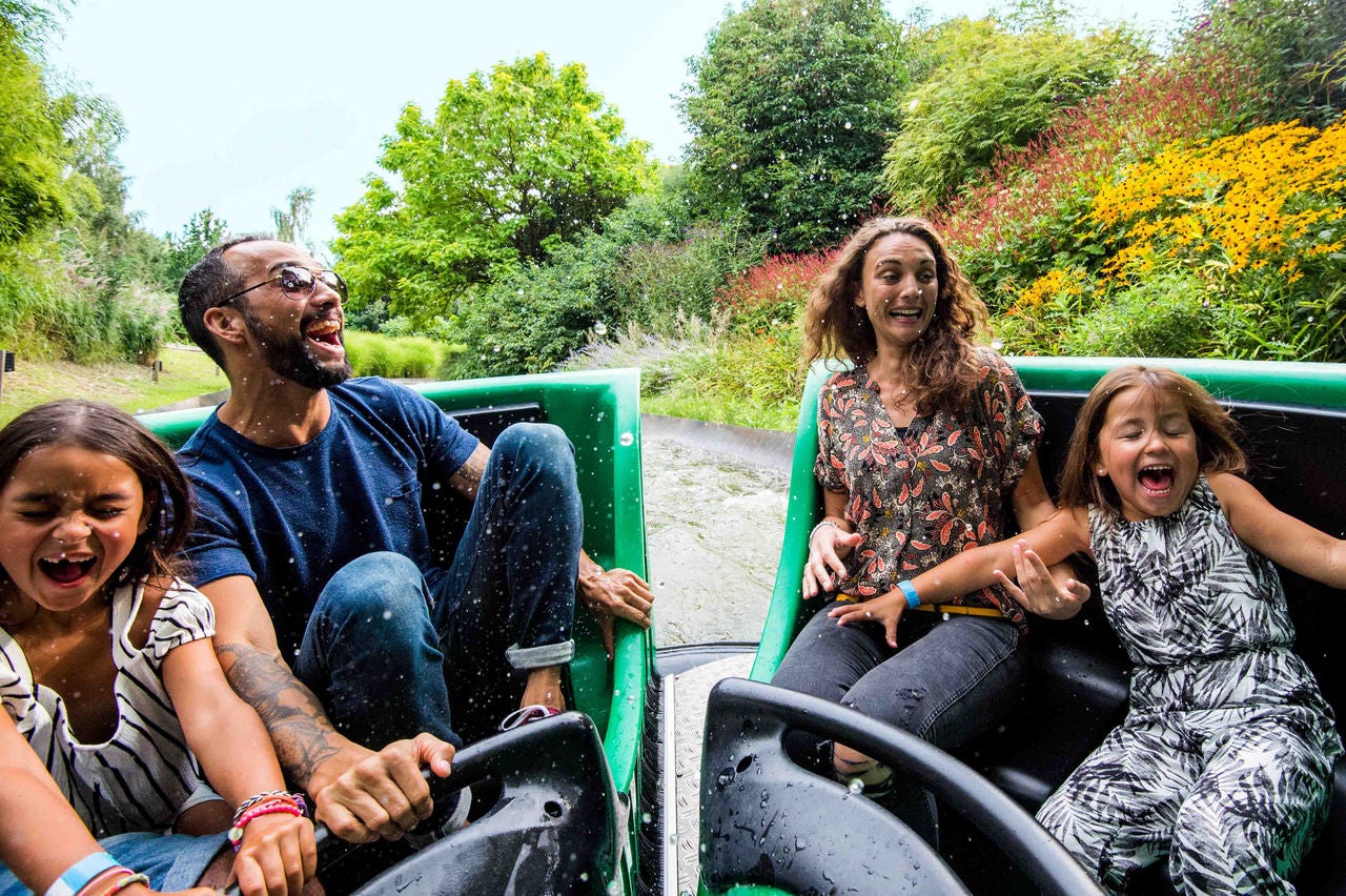 Zusammen mit Ihrer Familie im Rundboot El Rio Grande bei Walibi.