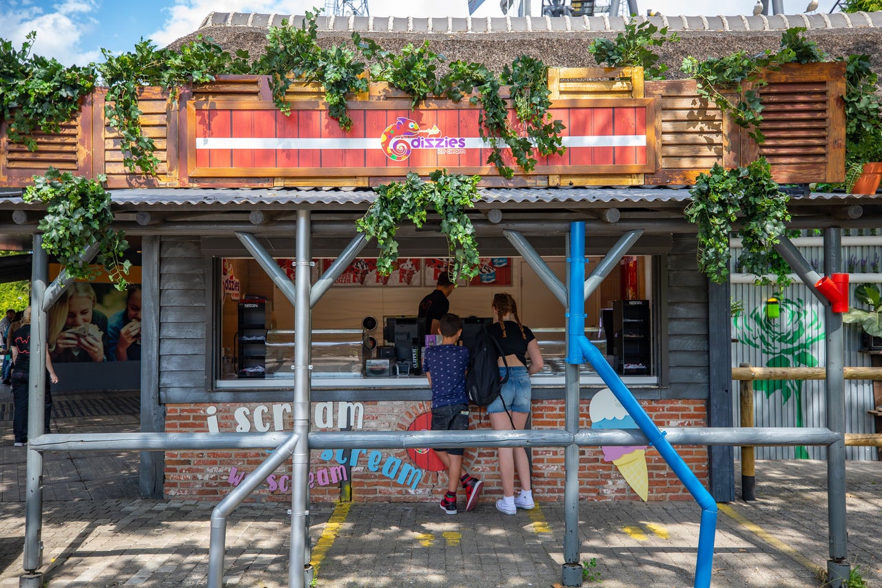 Dizzies Ice Cream - Choose your own toppings | Walibi Holland