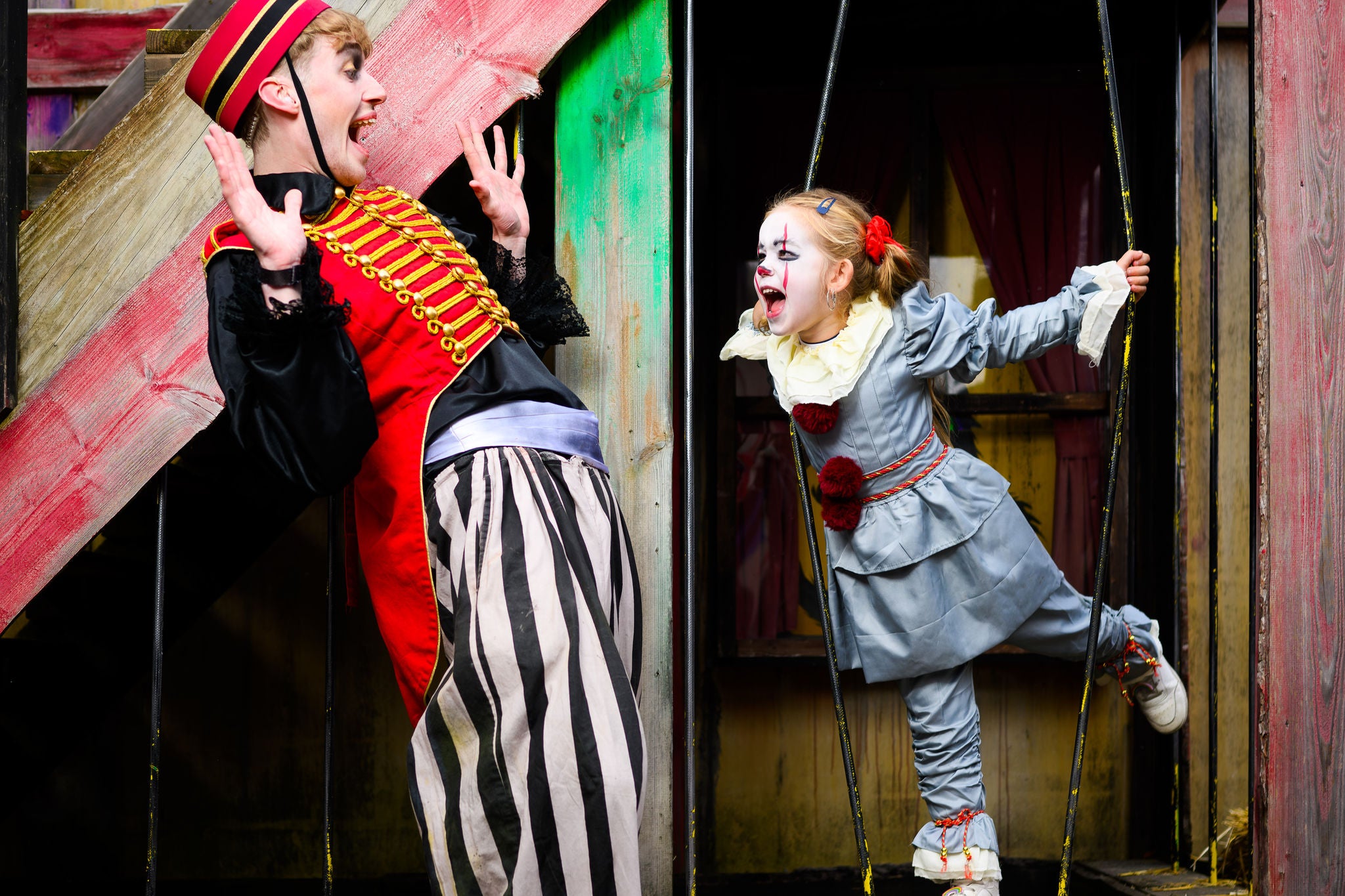 Meet different freaks during Halloween Spooky Days.