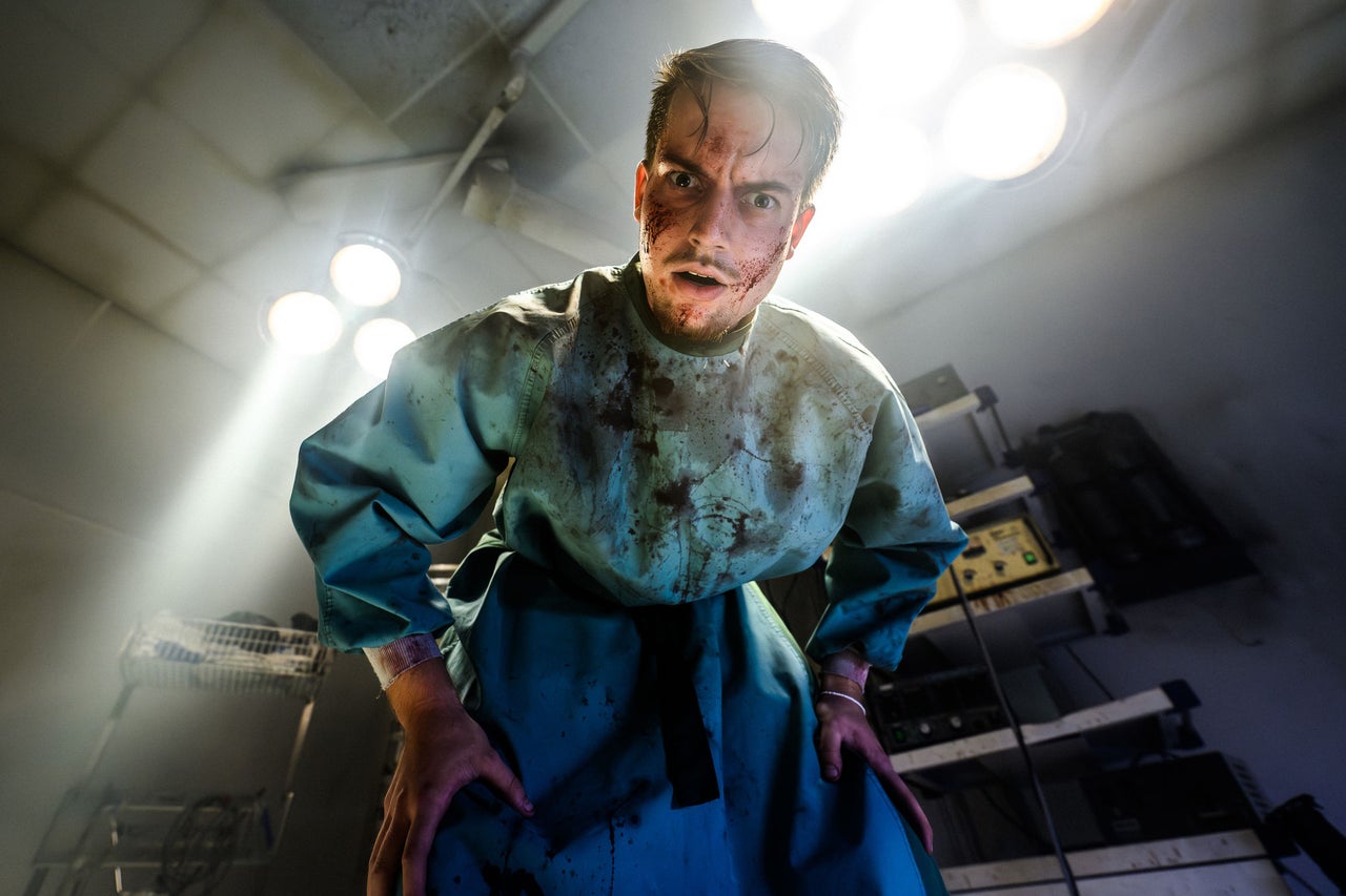 Een speciale behandeling in The Clinic - Experience - Halloween Fright Nights