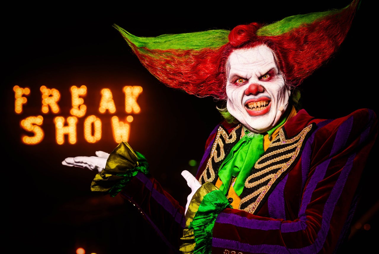 Let the monster out in the Festival of freaks - Areas - Halloween Fright Nights 