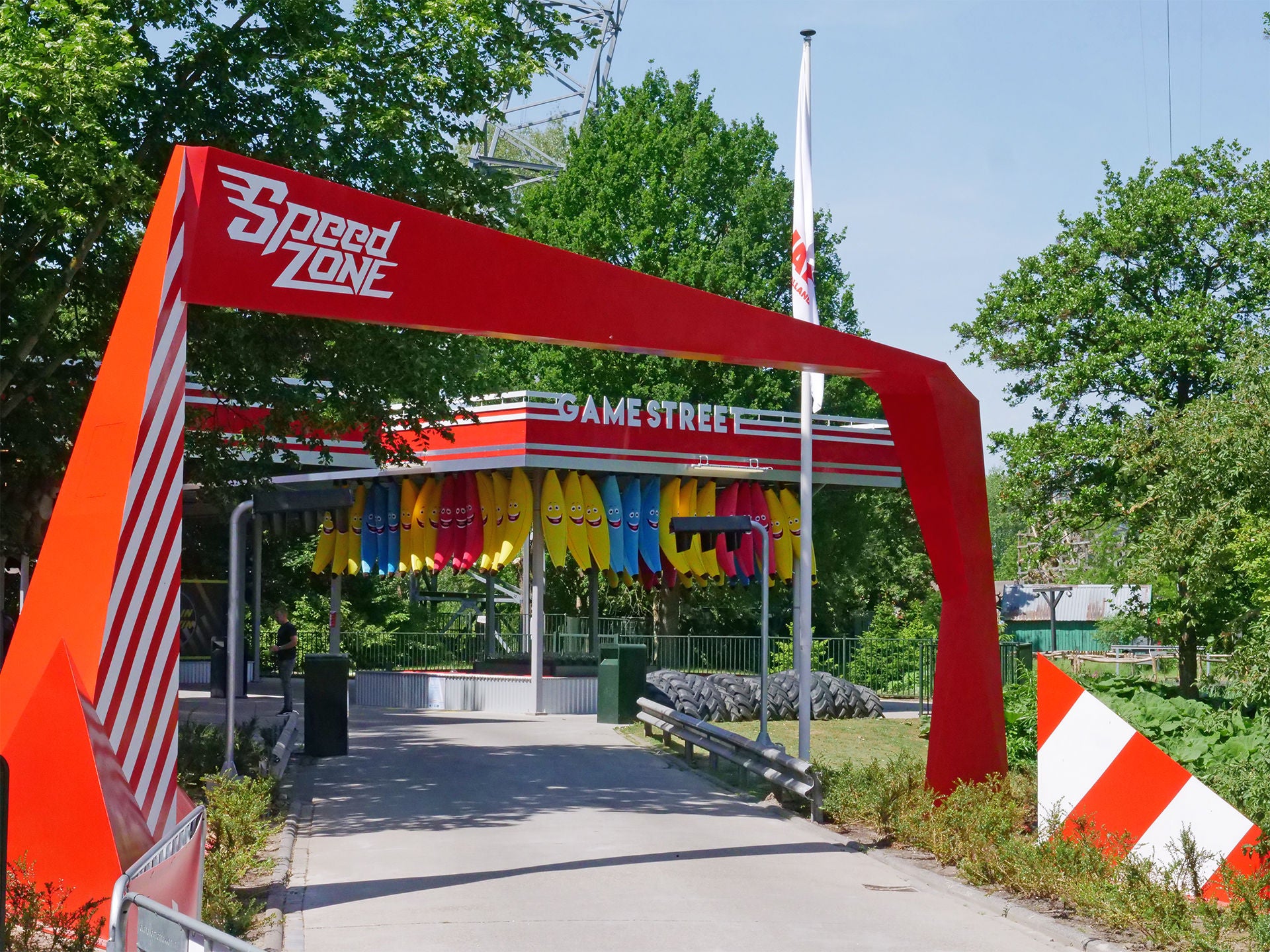 De ingang van het gebied Speed Zone in Walibi Holland.