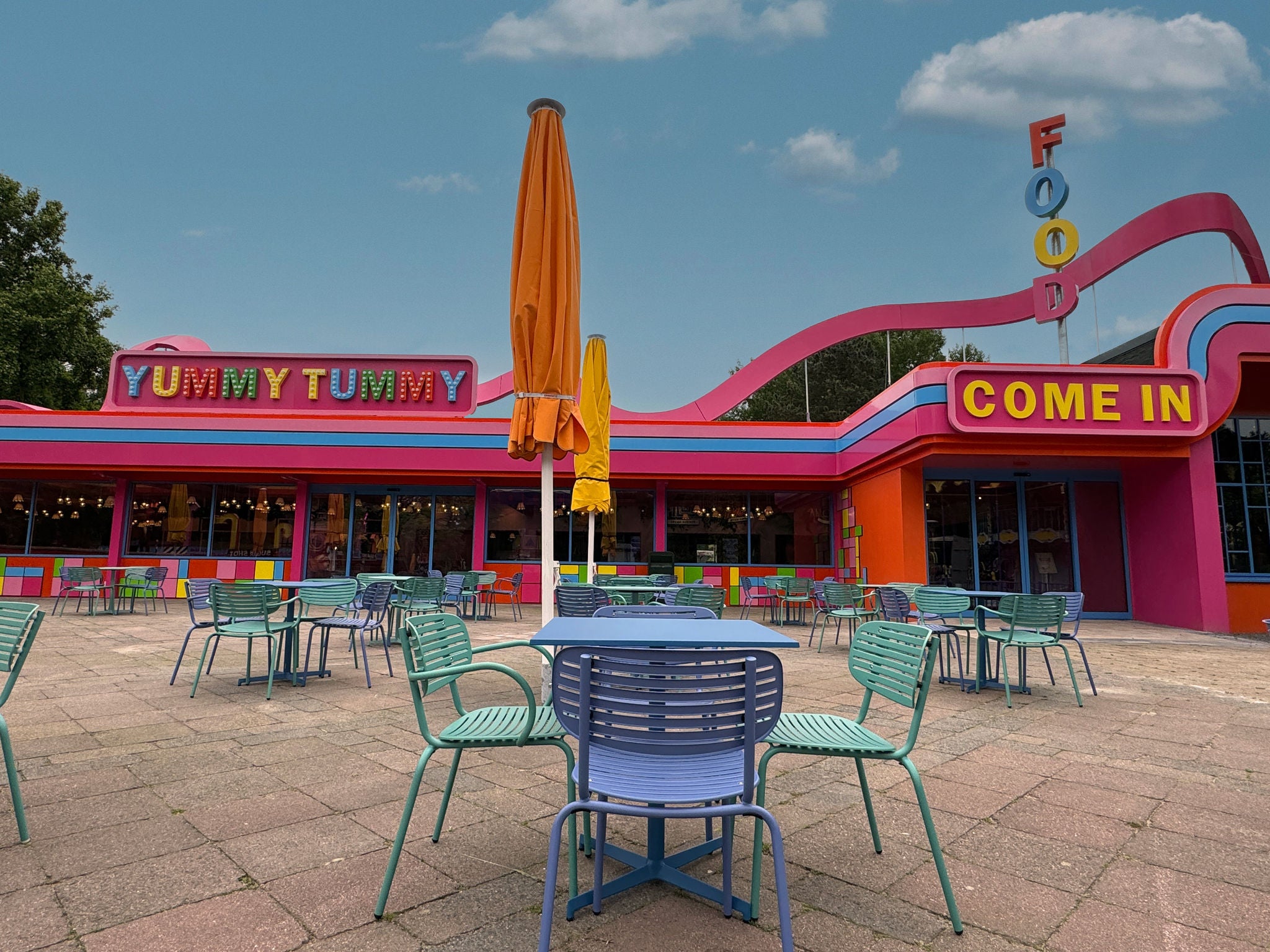 Geniet op het terras van Yummy Tummy.