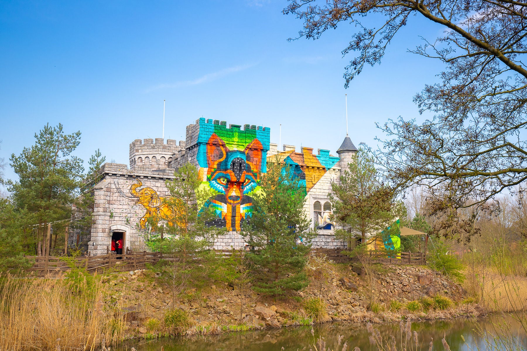 Merlins Schloss in Walibi Holland.