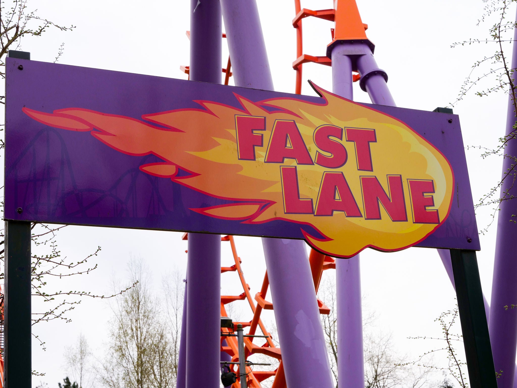 fast lane in walibi holland