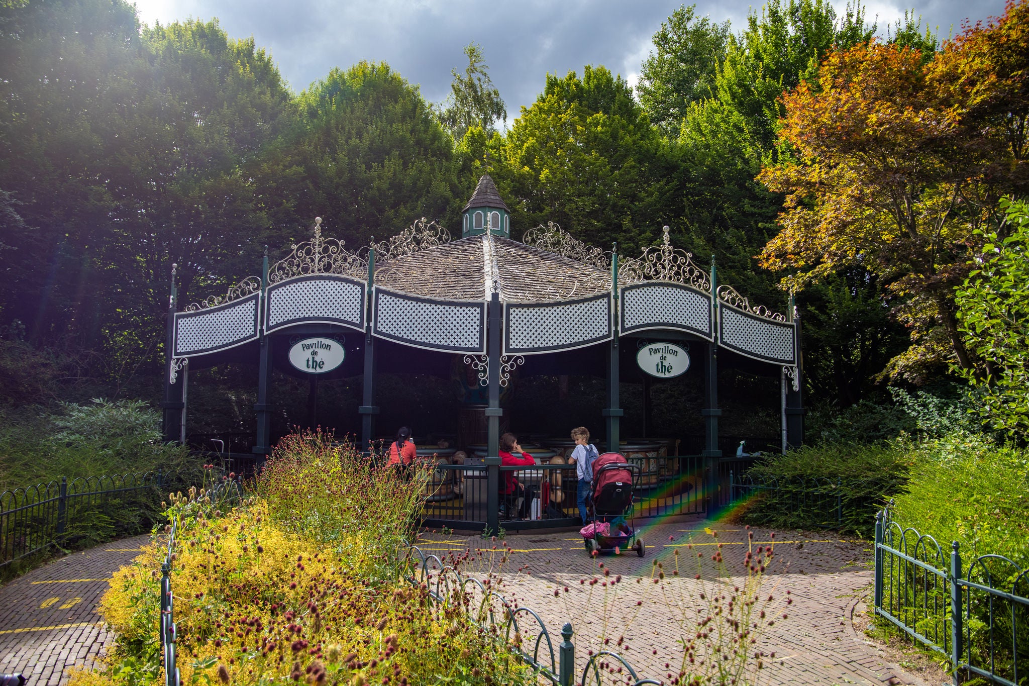 The teacup attraction at Walibi Holland.