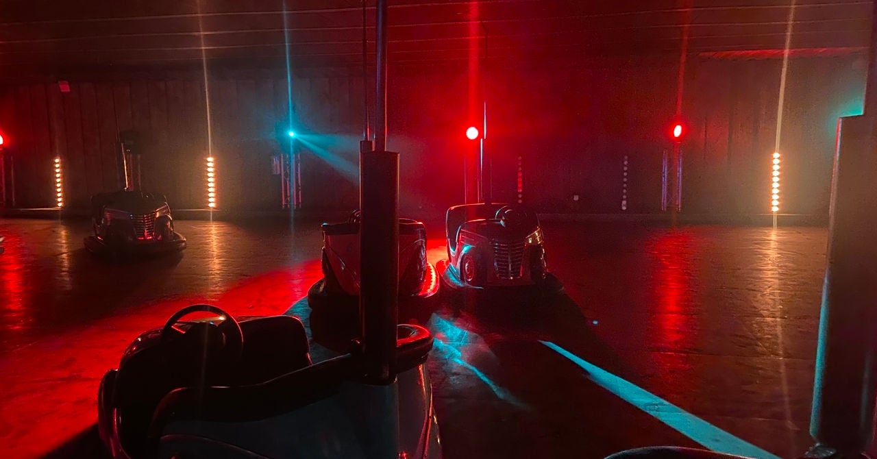 Bumpen op de beat in Christmas Cars.