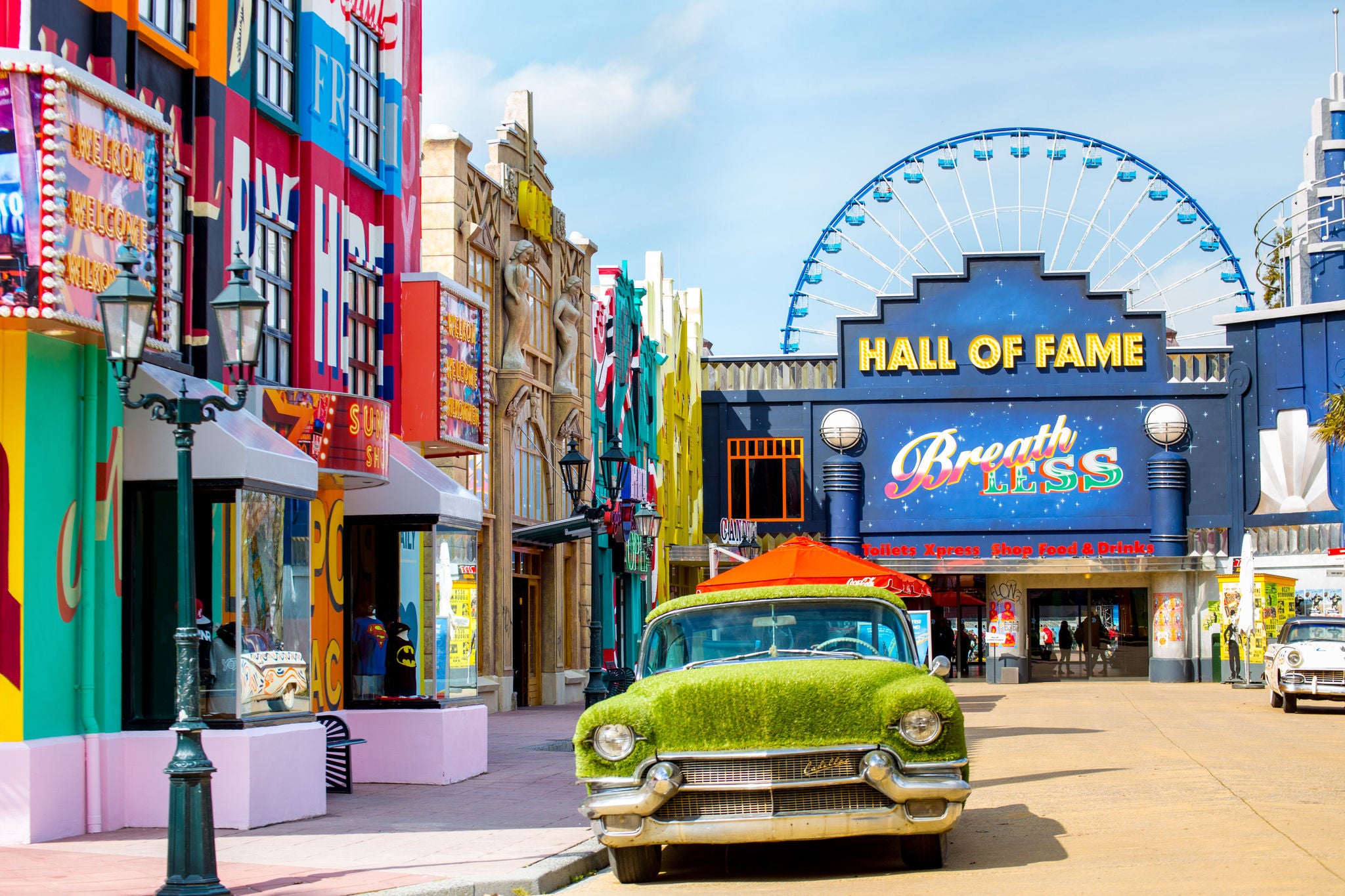 Main Street, jouw binnenkomst in Walibi Holland.