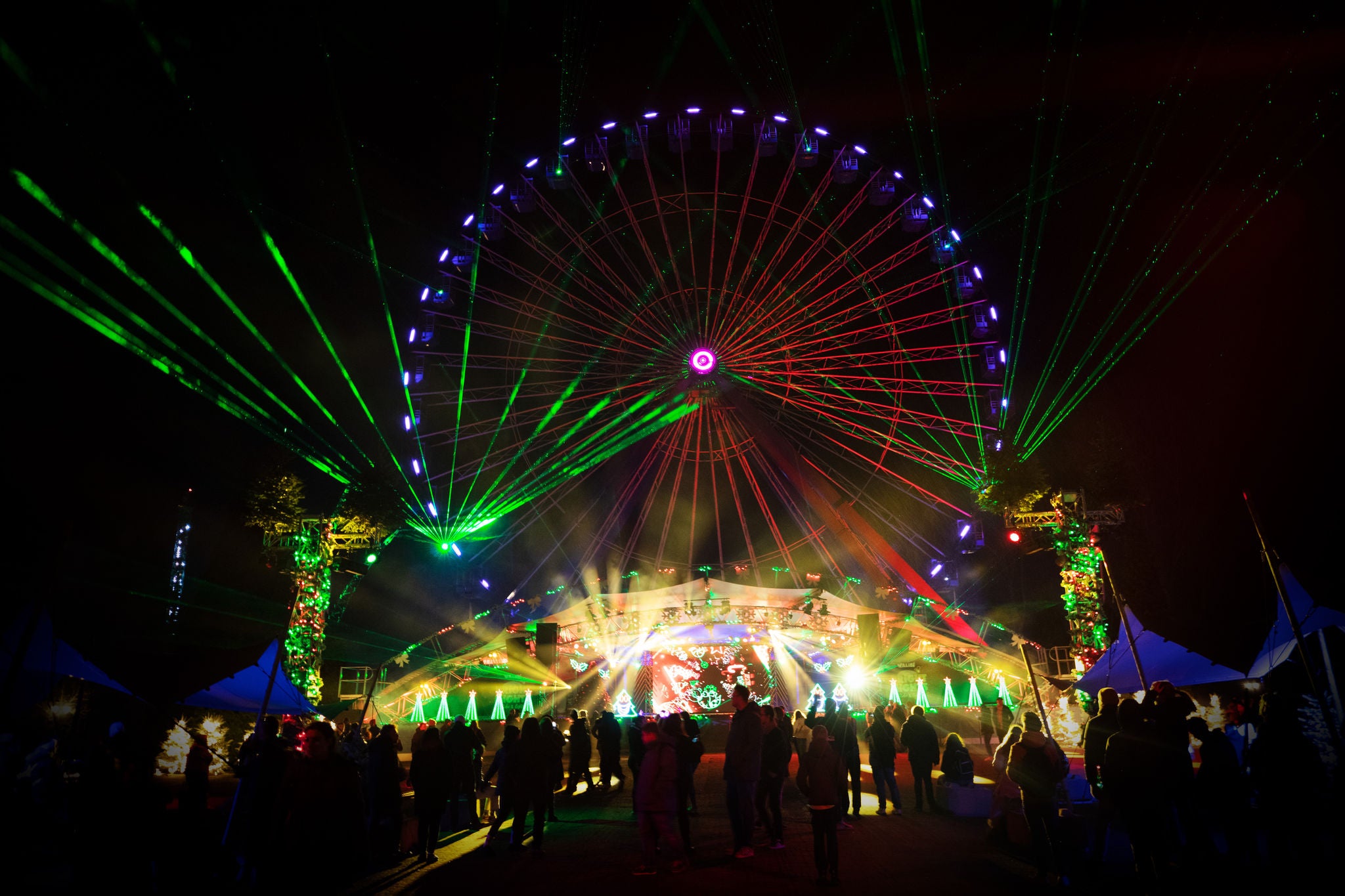 Check out the coolest shows on the Main Stage.