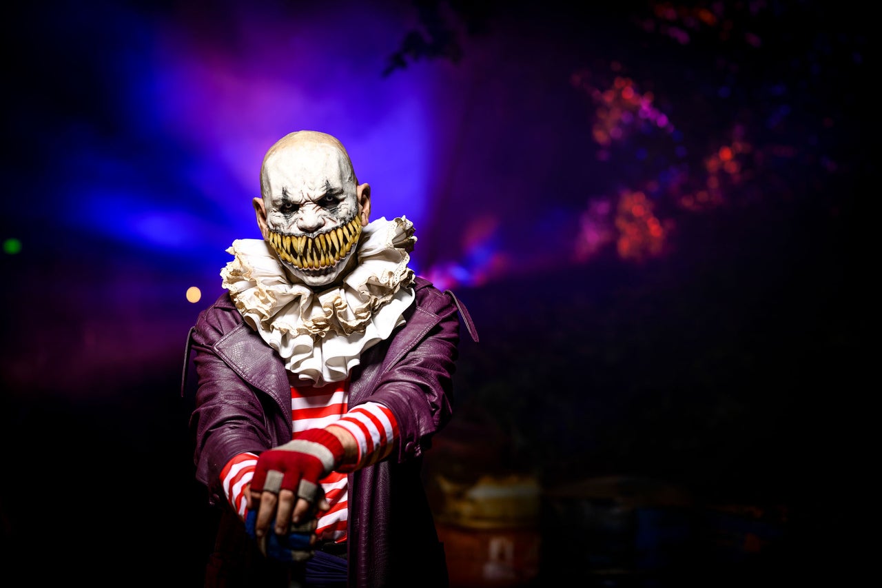 Dwaal over Camp of Curiosities - Walkthrough - Halloween Fright Nights