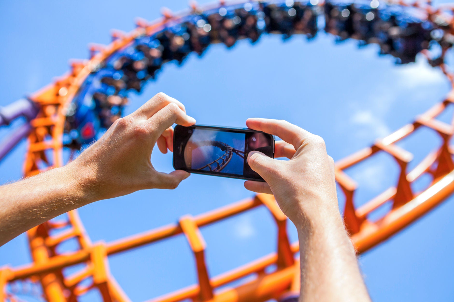 walibi app en speed of sounds attractie bij Walibi Holland