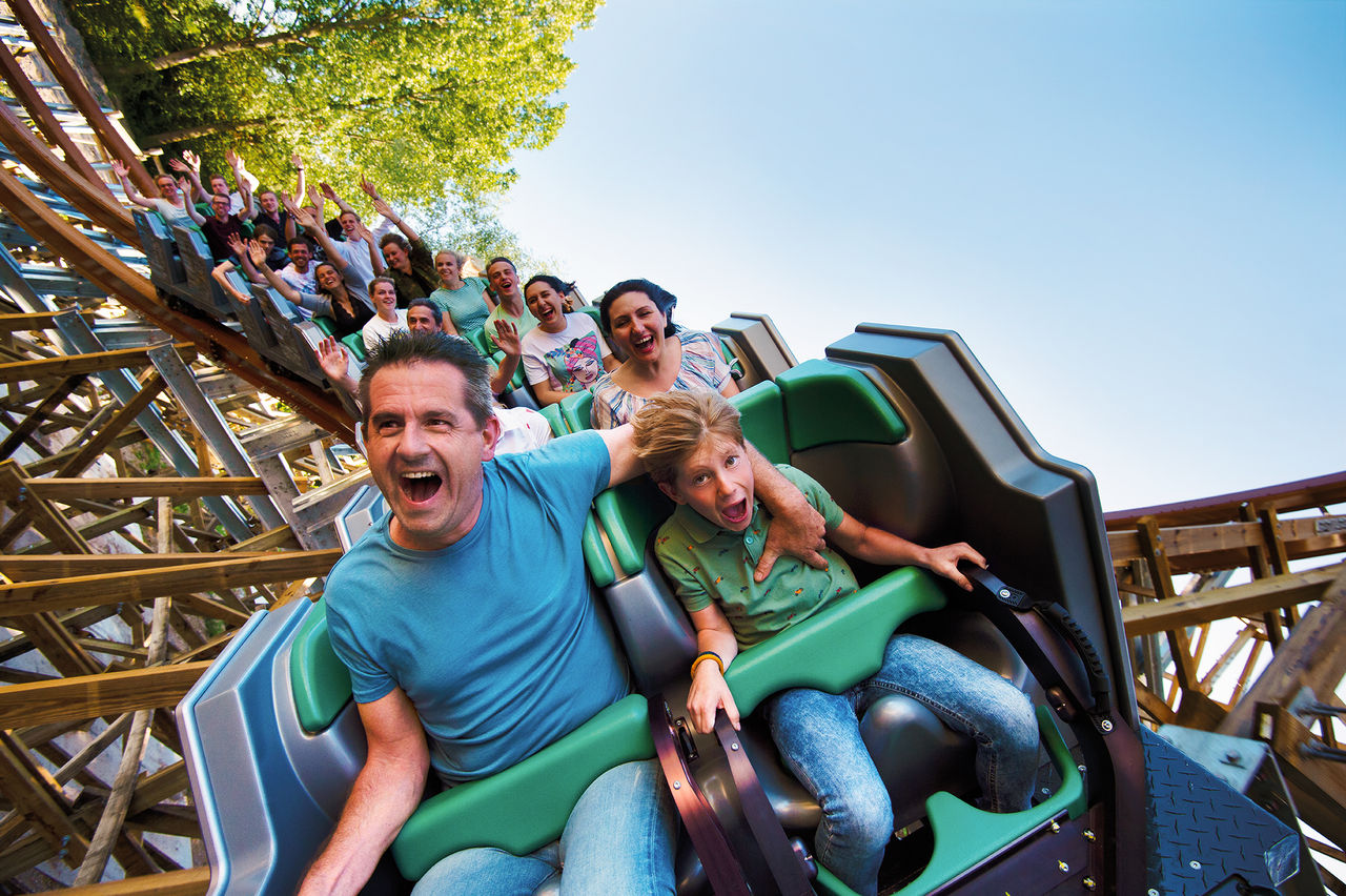 UNTAMED: hybrid coaster in Walibi Holland