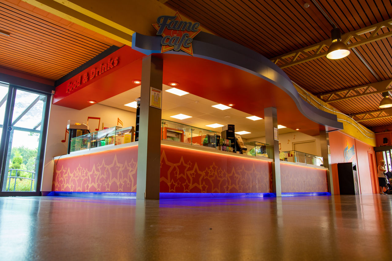 fame cafe in walibi holland